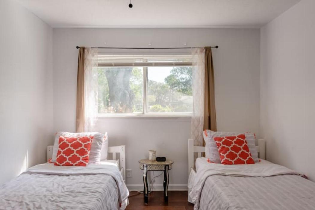 Oasis 3 Near Dfw Airport With Mediterranean Setting Irving Eksteriør bilde