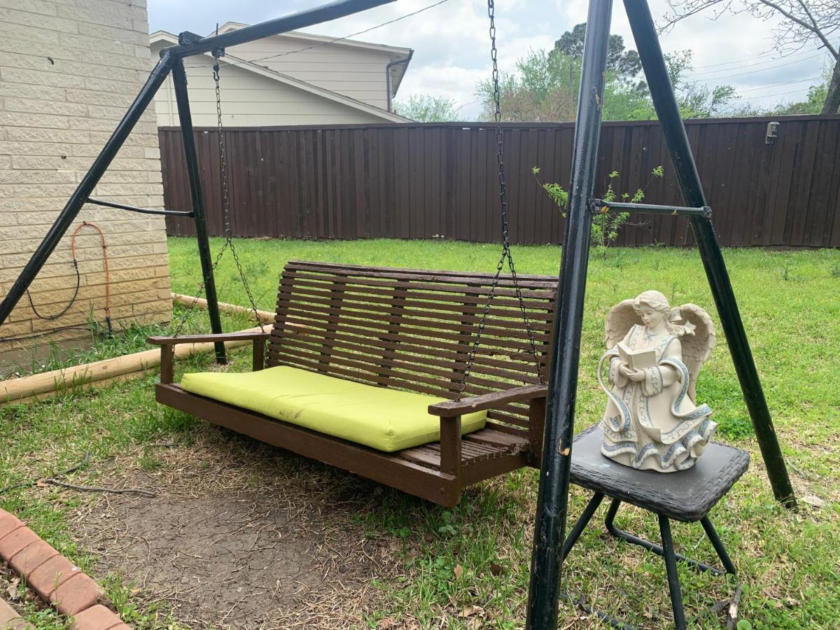 Oasis 3 Near Dfw Airport With Mediterranean Setting Irving Eksteriør bilde