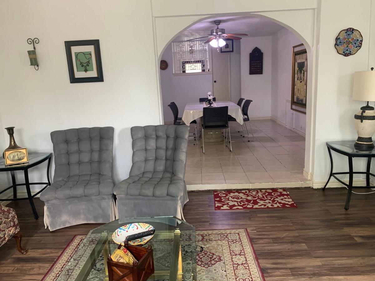 Oasis 3 Near Dfw Airport With Mediterranean Setting Irving Eksteriør bilde
