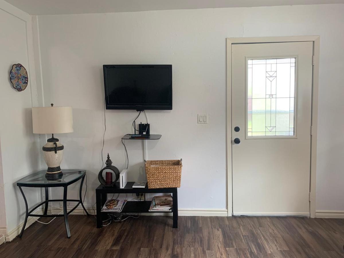 Oasis 3 Near Dfw Airport With Mediterranean Setting Irving Eksteriør bilde